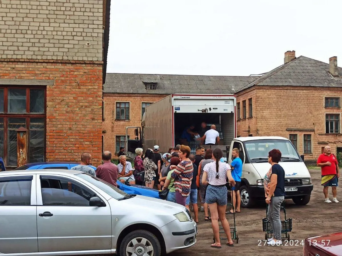 Яку гуманітарну допомогу мешканці Марганецької громади отримали на початку вересня (фото) 6