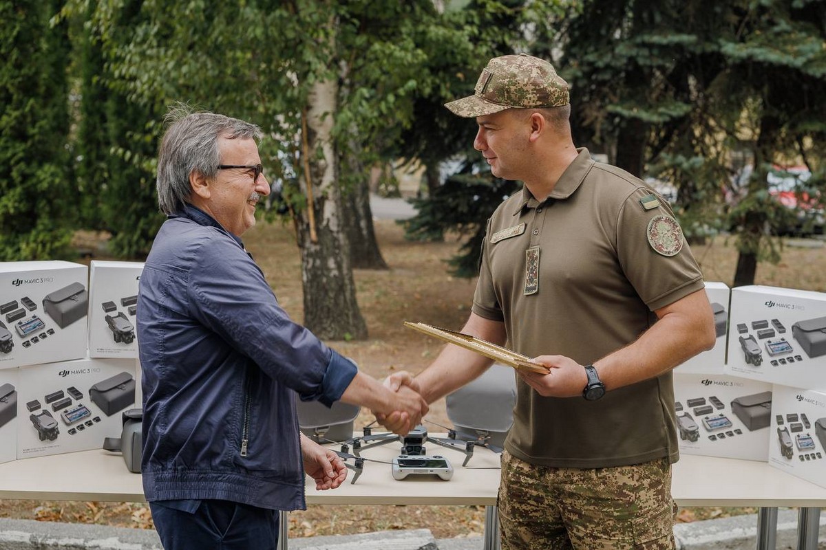  Яку суму коштів спрямували депутати Дніпропетровської обласної ради на допомогу ЗСУ 3