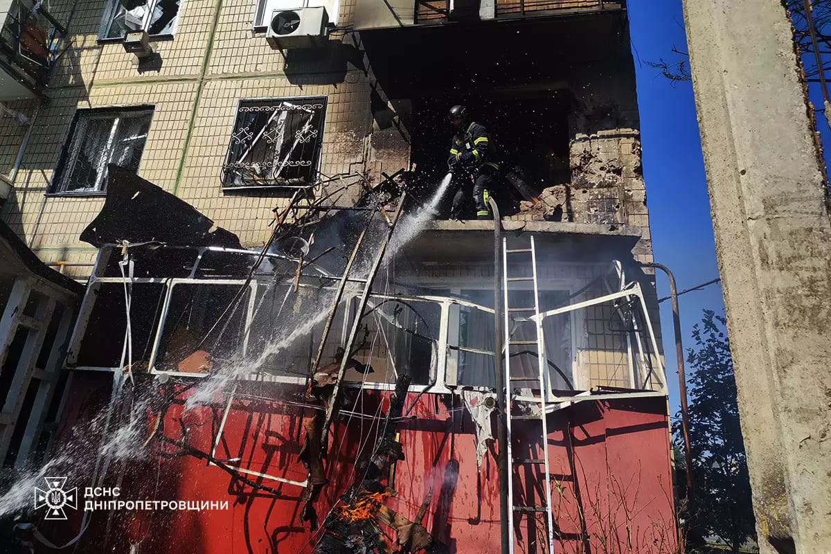  Внаслідок обстрілу Нікополя 14 вересня сталася пожежа у житловому будинку