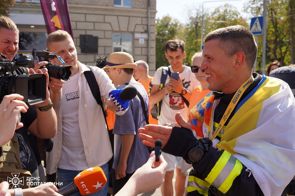 Загиблому рятувальнику з Нікопольщини присвятили новий рекорд України 6