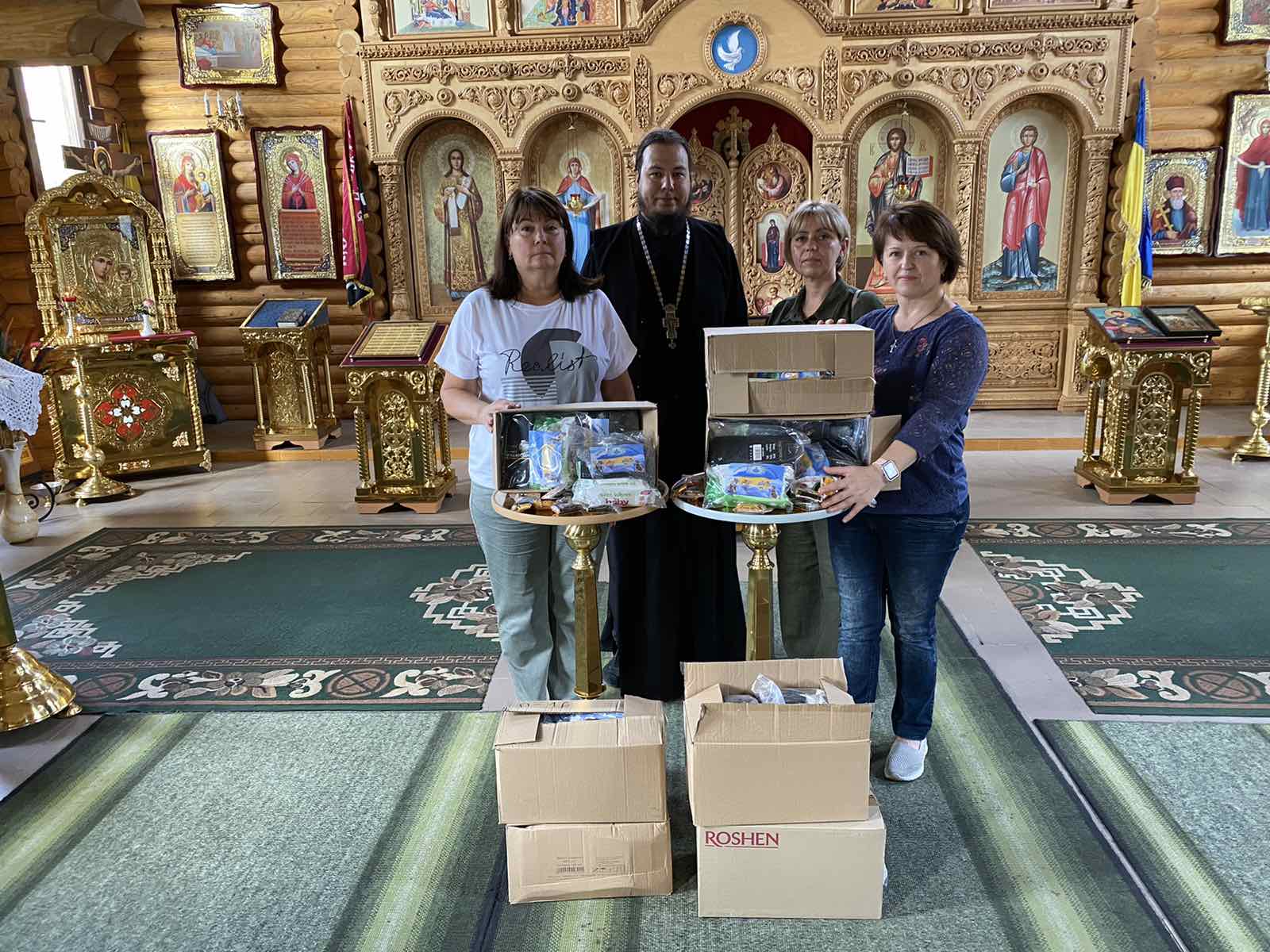 «Тепло для ЗСУ»: освітяни Нікополя провели благодійну акцію 1 освітяни Нікополя провели благодійну акцію 2