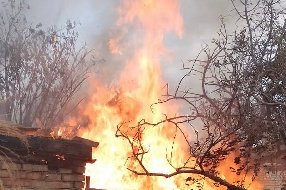 У Нікополі сталися пожежі, понівечено гімназію, у Кам’янському зросла кількість поранених