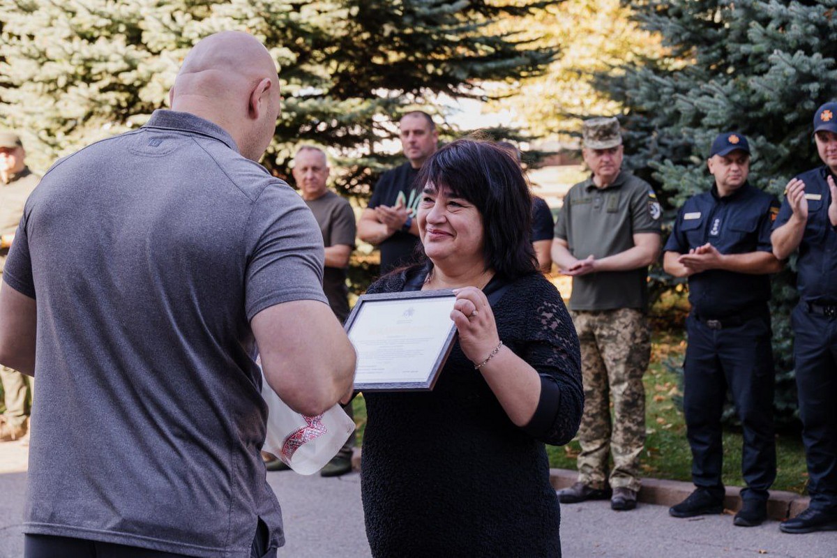 Начальник ДніпроОВА відзначив надзвичайників області (фото)