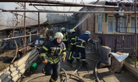 Мери прифронтових Нікополя і Марганця привітали рятувальників з професійним святом (фото)