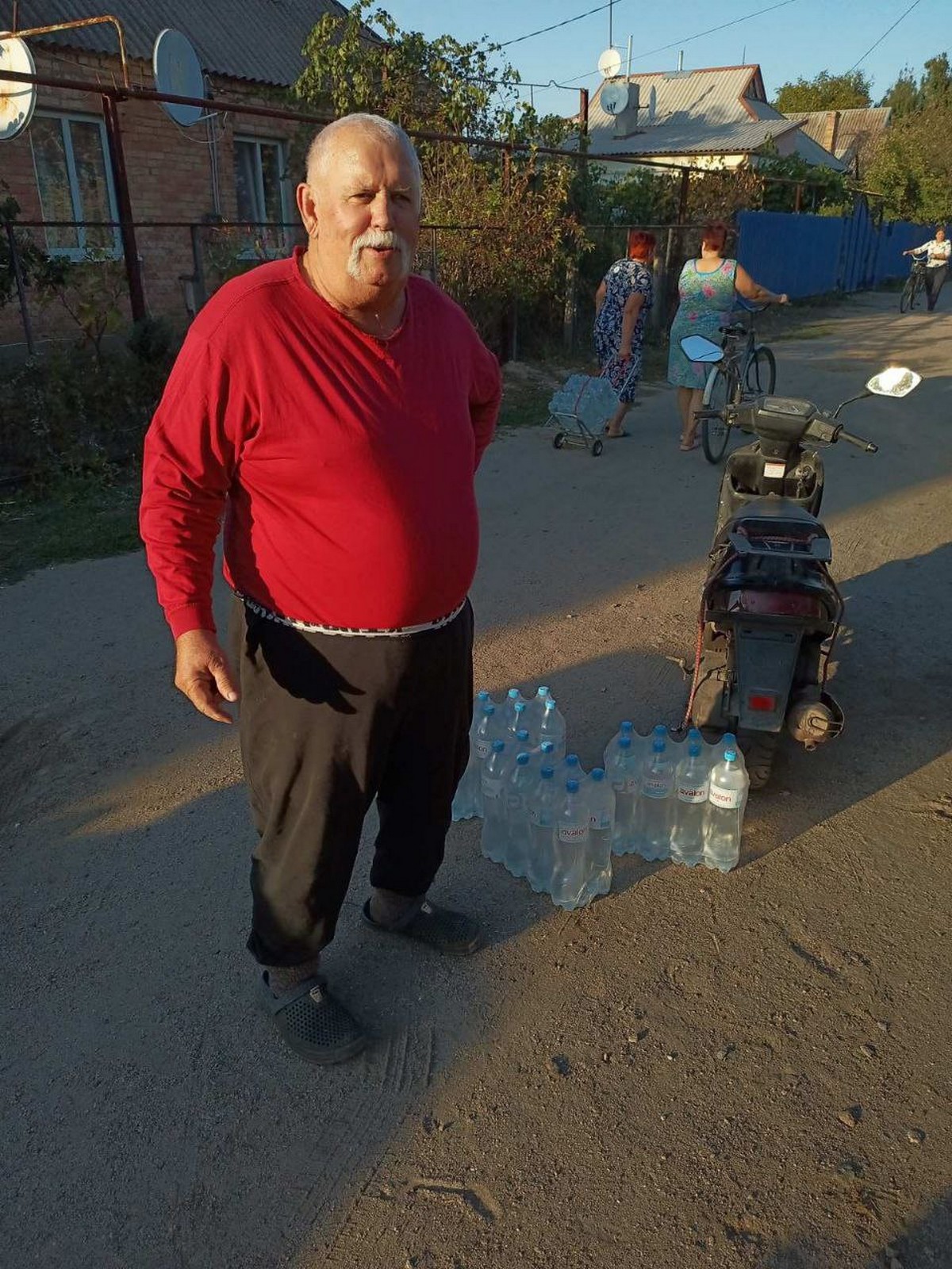 14 847 пляшок питної води отримали мешканці Марганецької громади на цьому тижні