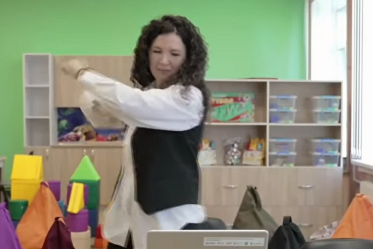 Троє вчителів з Дніпропетровщини серед найкращих в Україні: подробиці (відео) 1 Троє вчителів з Дніпропетровщини серед найкращих в Україні: подробиці (відео)