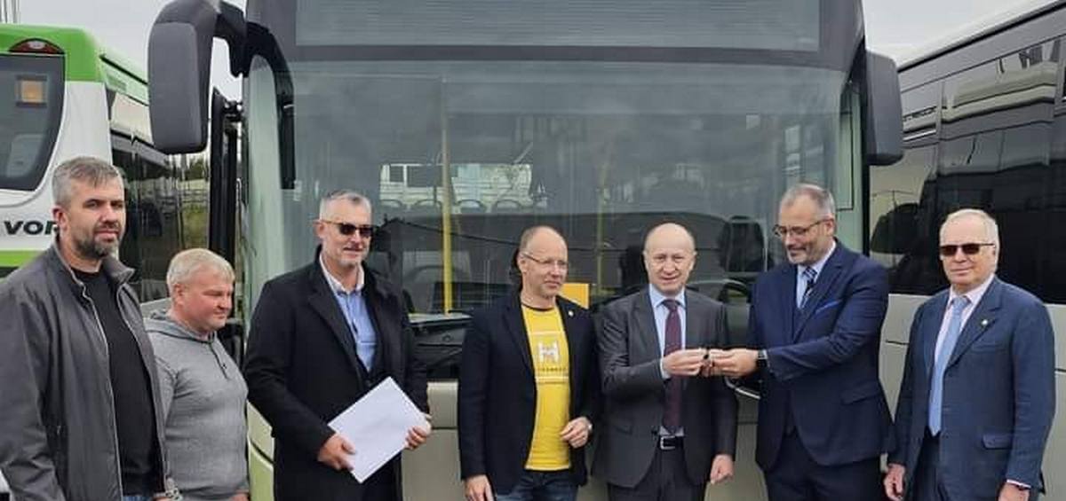 Марганець отримав пасажирський автобус від благодійників з Австрії 1 Марганець отримав пасажирський автобус від благодійників з Австрії