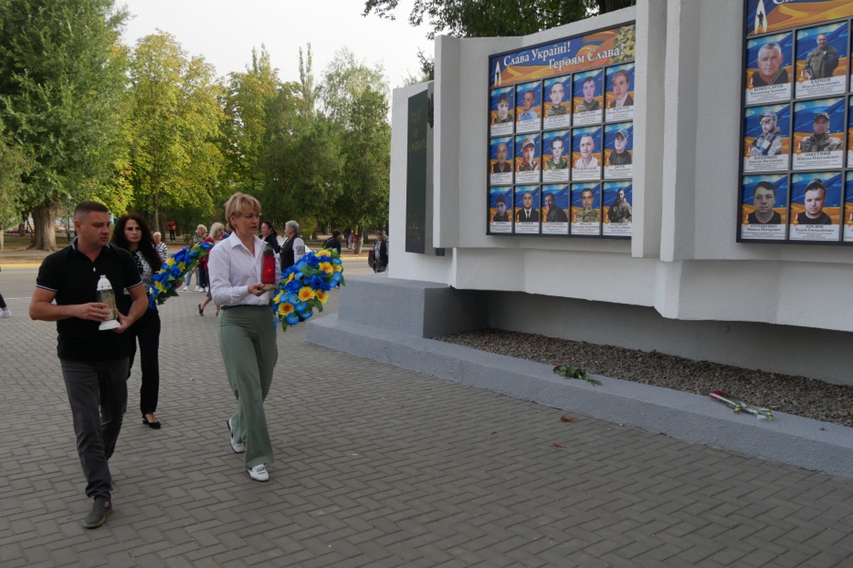 У Покрові День міста сьогодні: в день свого 68-річчя Покров вшановує полеглих Героїв