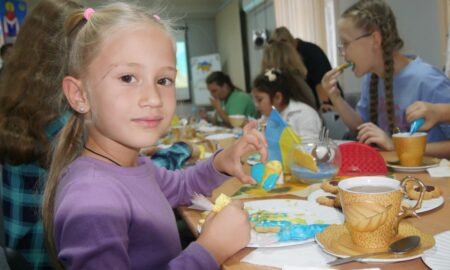 В Покрові діти Захисників розмальовували символічні пряники (фото)