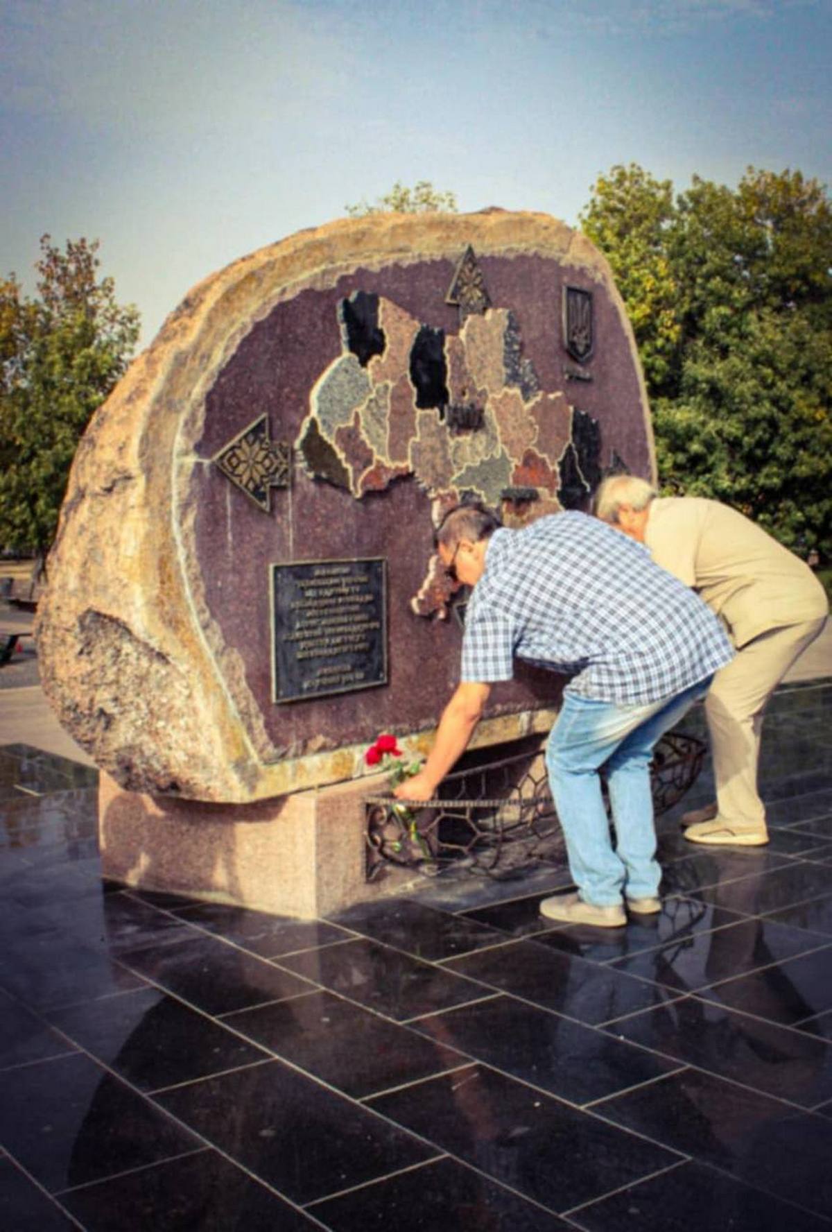 У Нікополі вшанували пам'ять полеглих Героїв (фото) 6