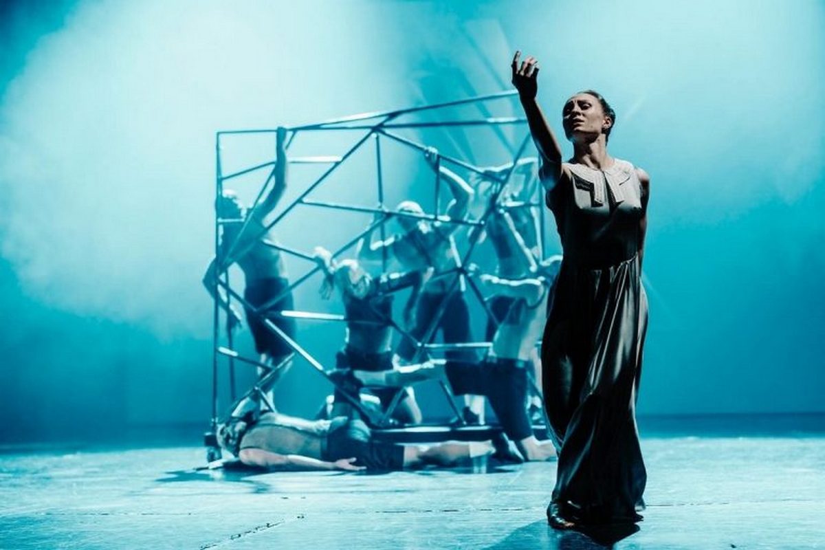 У Польщі уродженка Нікополя зіграла головну роль у спектаклі «Кюрі Три Кольори» 11 У Польщі уродженка Нікополя зіграла головну роль у спектаклі «Кюрі Три Кольори»