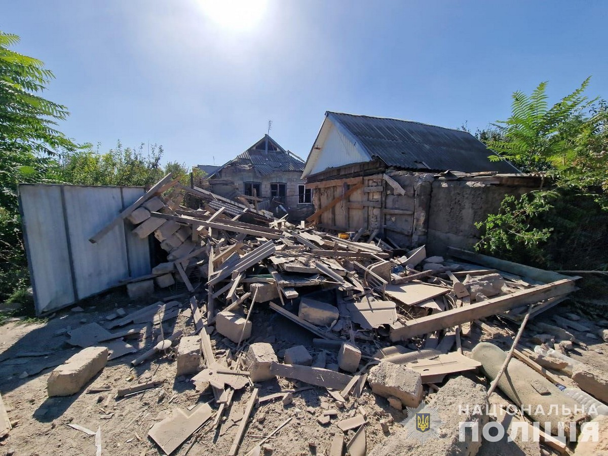 Наслідки обстрілів Нікопольщини: фото