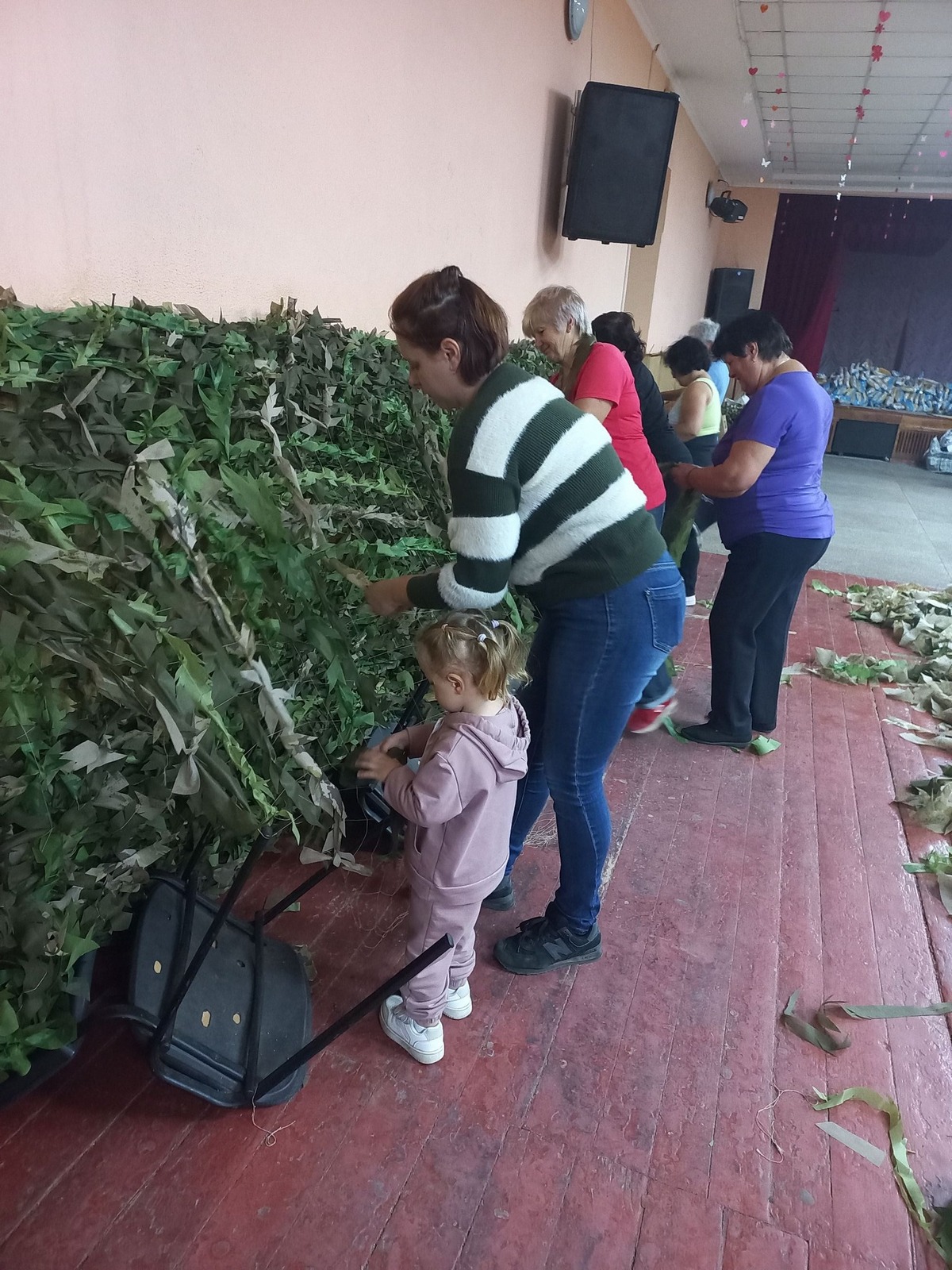 як на Нікопольщині діти допомагають військовим 3