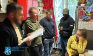 Подружжя з Дніпра зливало ворогу інформацію про розташування ППО в області