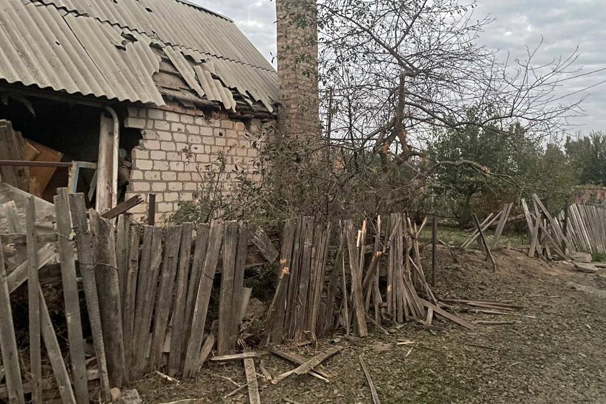 Фото наслідків обстрілів Нікополя