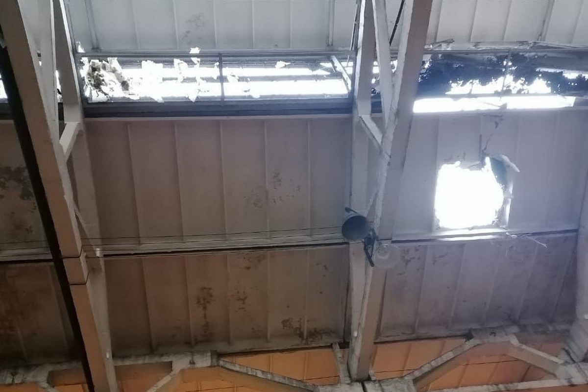 Понад 50 заяв про обстріли: ворог масовано атакував Нікопольщину – понівечено підприємства і будинки 1 Понад 50 заяв про обстріли: ворог масовано атакував Нікопольщину – понівечено підприємства і будинки