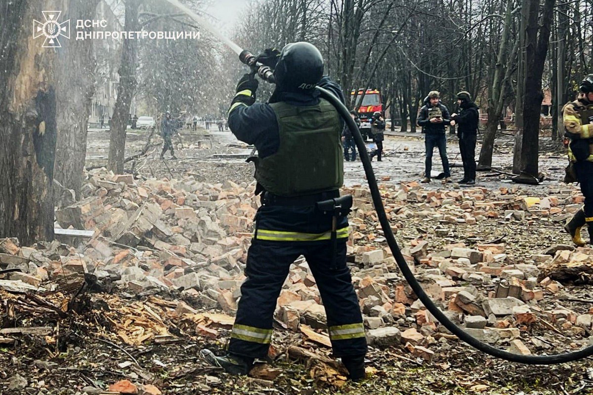 18 людей постраждали на Дніпропетровщині васлідок ранкових ракетних атак 4