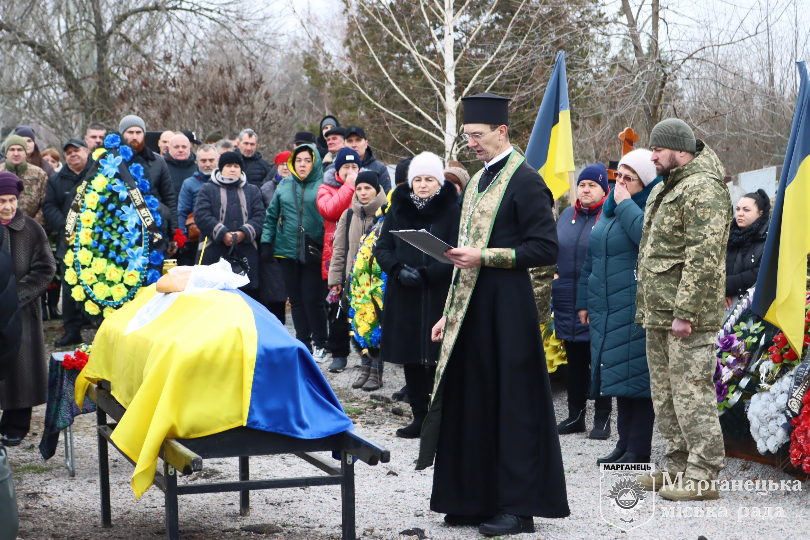 30 листопада Марганець провів в останню путь полеглого Захисника (фото) 7