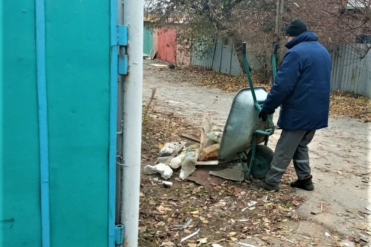 Нікополь напередодні зими: які роботи виконують комунальники (фото)