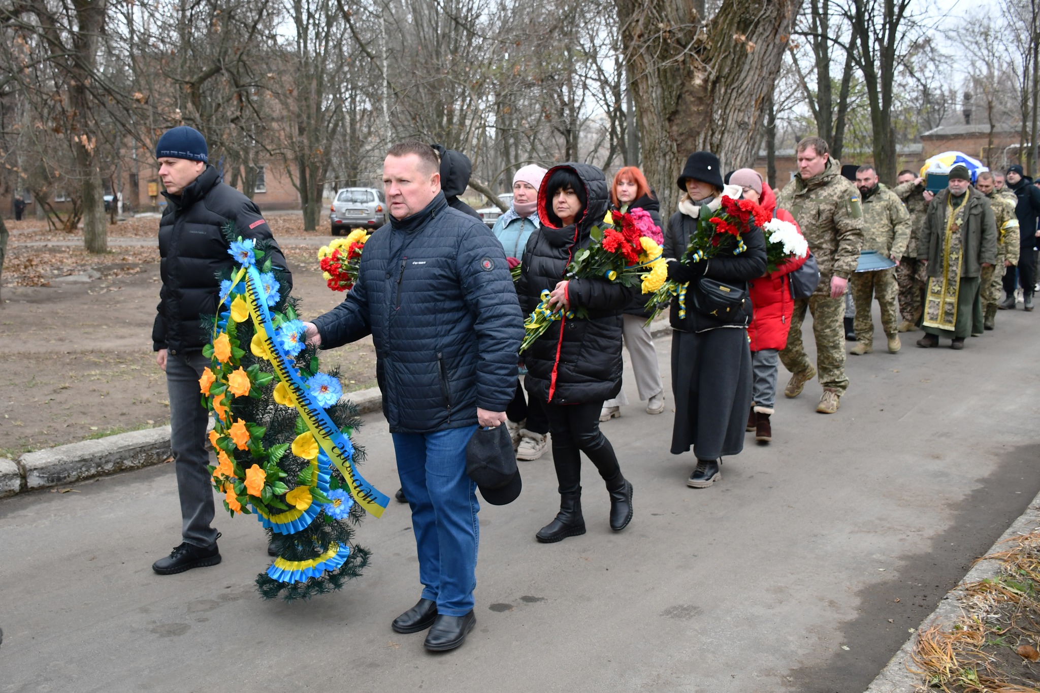 Був феросплавником, а в ЗСУ майором: у Нікополі сьогодні провели в останню путь померлого Захисника