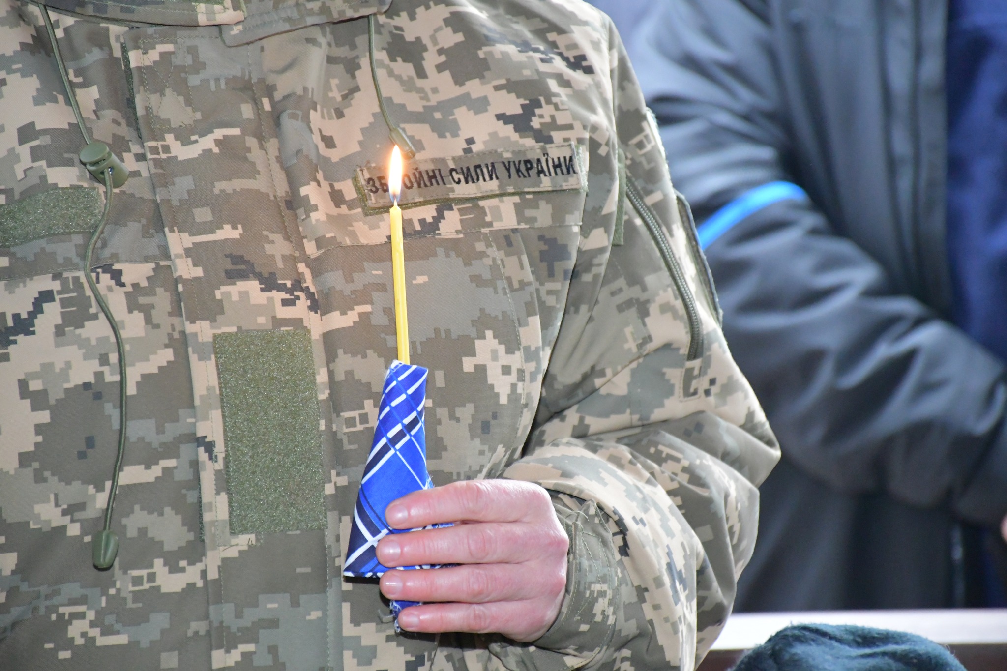 Був феросплавником, а в ЗСУ майором: у Нікополі сьогодні провели в останню путь померлого Захисника