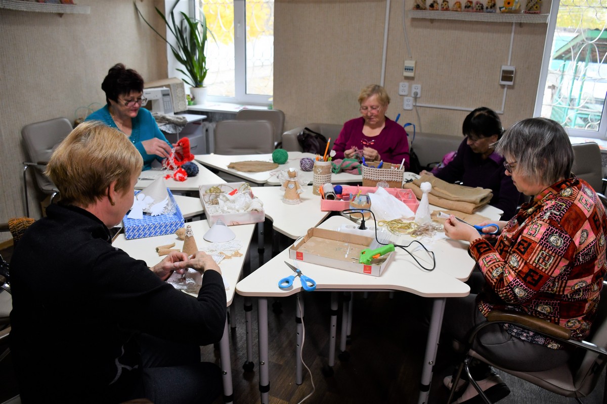 Які послуги надають у Нікопольському територіальному центрі під час війни (відео) 1 Які послуги надають у Нікопольському територіальному центрі під час війни