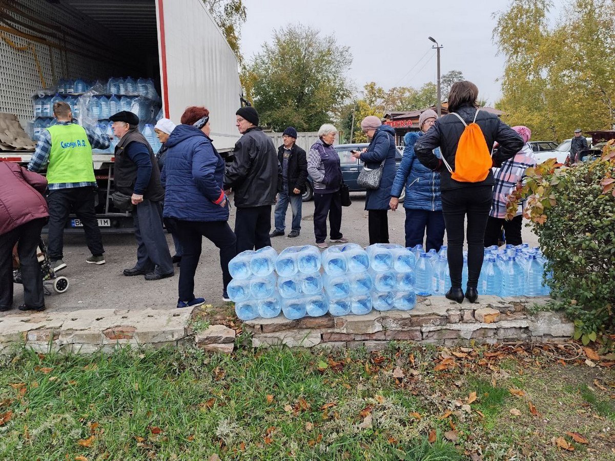 Яку допомогу видавали мешканцям Нікопольщини у кінці жовтня (фото) 1 Яку допомогу видавали мешканцям Нікопольщини у кінці жовтня