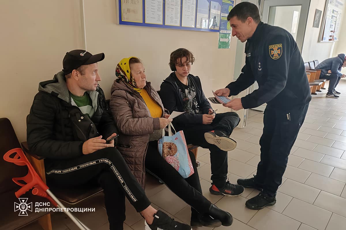 Медикам Марганця розповіли про заходи безпеки у випадку надзвичайних ситуацій (фото) 3