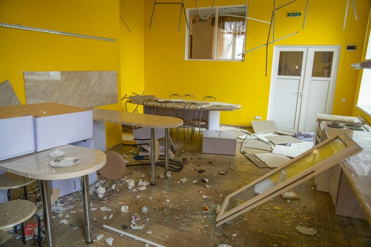 Наслідки ракетного удару по Дніпру 21 листопада, показав Сергій Лисак 1  Наслідки ракетного удару по Дніпру 21 листопада 6