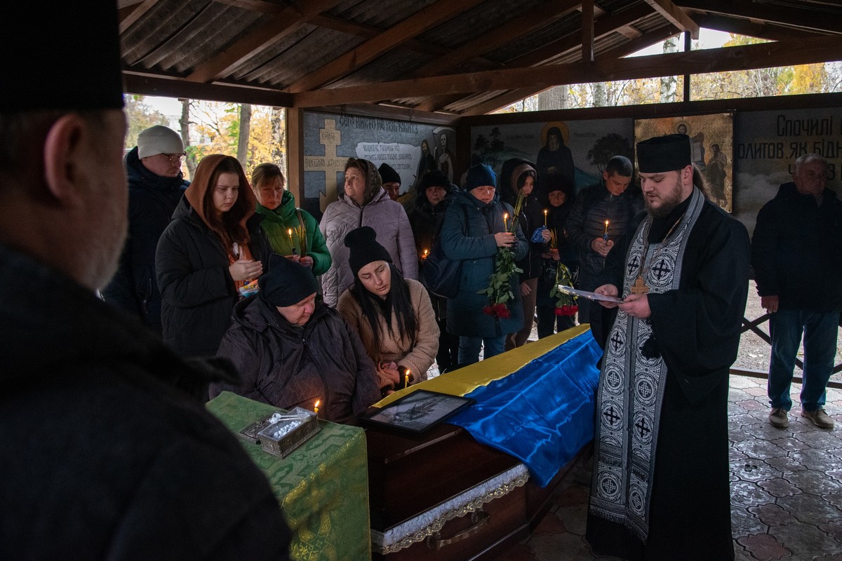 Нікополь провів в останню путь полеглого Захисника 5