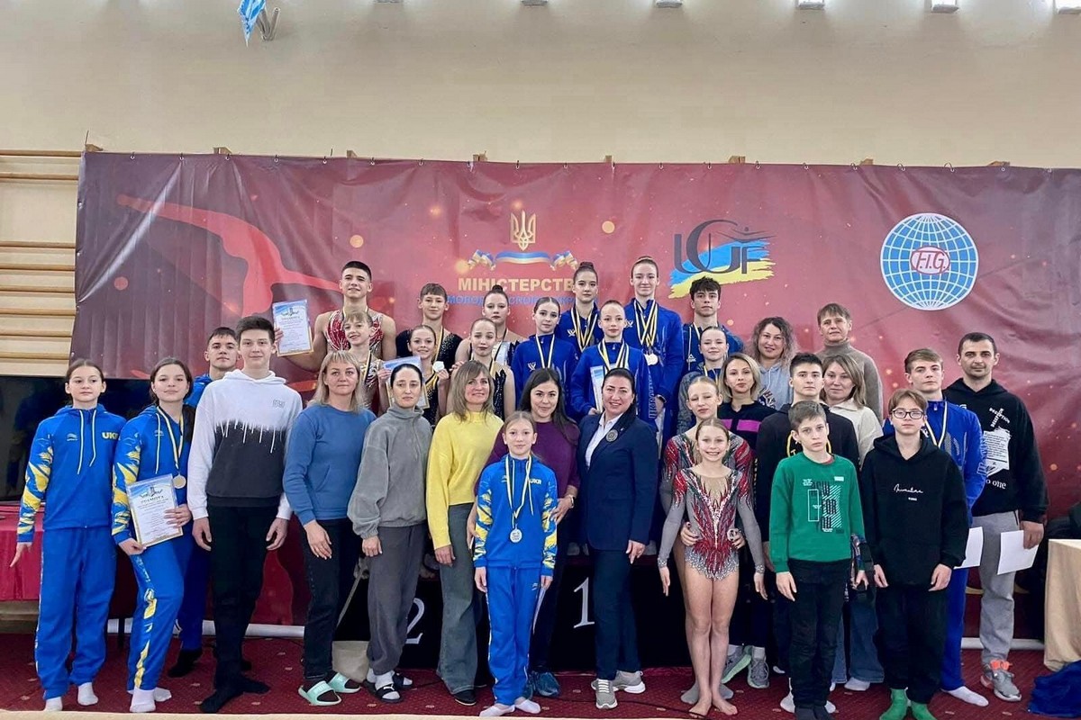 Покровчани стали призерами Чемпіонату України зі спортивної акробатики (фото) 4