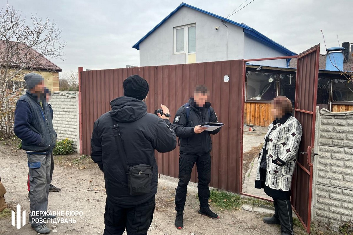 На Дніпропетровщині командир військової частини змушував підлеглих будувати будинки для своїх родичів 1 На Дніпропетровщині командир військової частини змушував підлеглих будувати будинки для своїх родичів