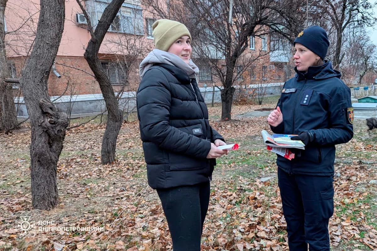 Рятувальники провели бесіди на вулицях Нікополя