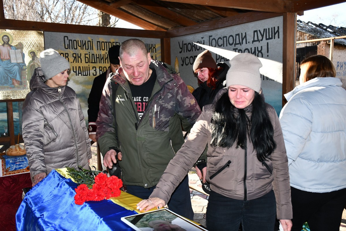 Працював на «ПК «Дніпровський»: у Нікополі сьогодні провели в останню путь Героя, який загинув 14 місяців тому (фото)