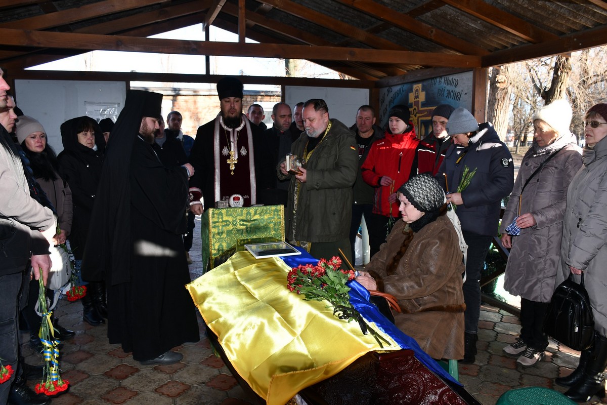 Працював на «ПК «Дніпровський»: у Нікополі сьогодні провели в останню путь Героя, який загинув 14 місяців тому (фото)