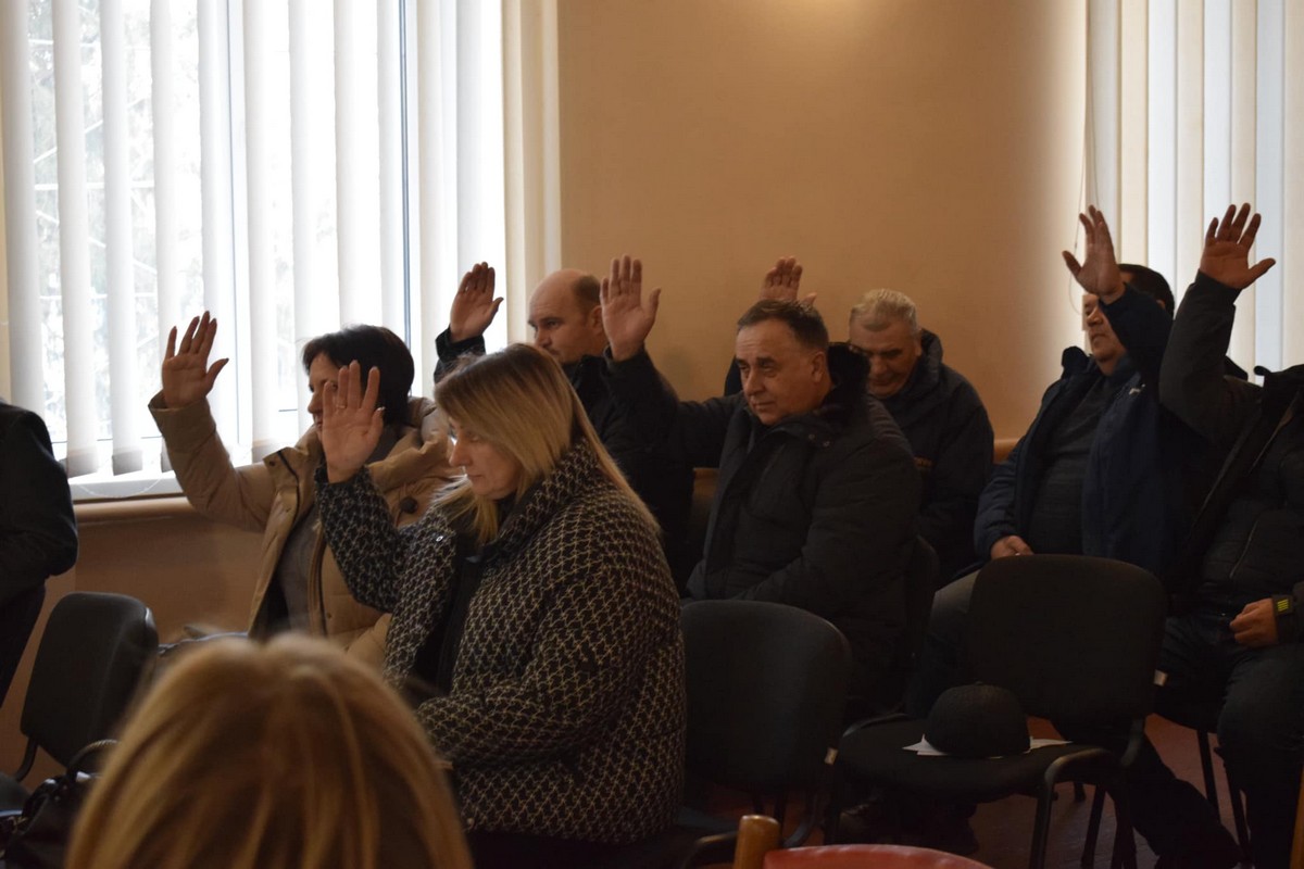 Бюджеті і вода: у Мирівській громаді відбулася підсумкова сесія сільської ради (фото)