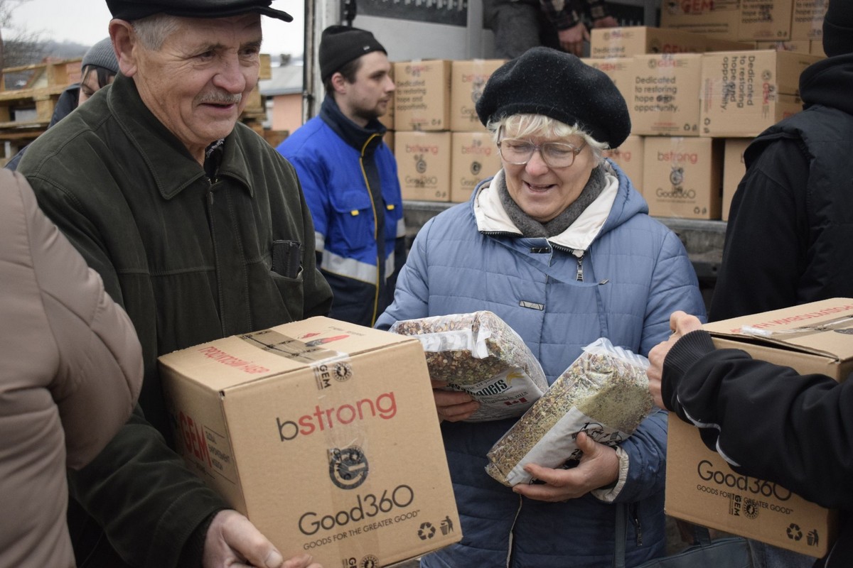 На Нікопольщину завітала відома волонтерка-агроном з Канади: фото