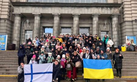 88 дітей з Нікопольщини поїхали на відпочинок до Фінляндії