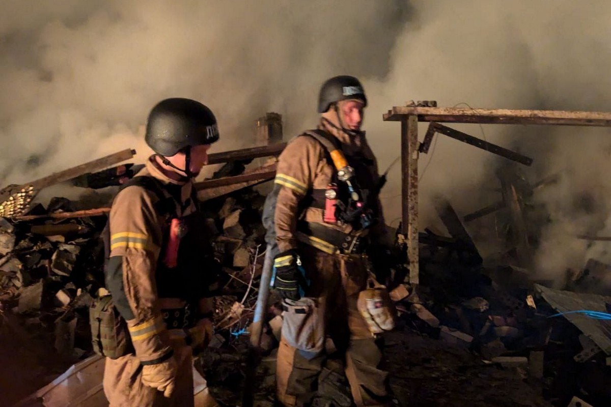 Атака по Нікопольщині і завершення пошуково-рятувальної операції у Кривому Розі: як пройшла ніч в області 1 Атака по Нікопольщині