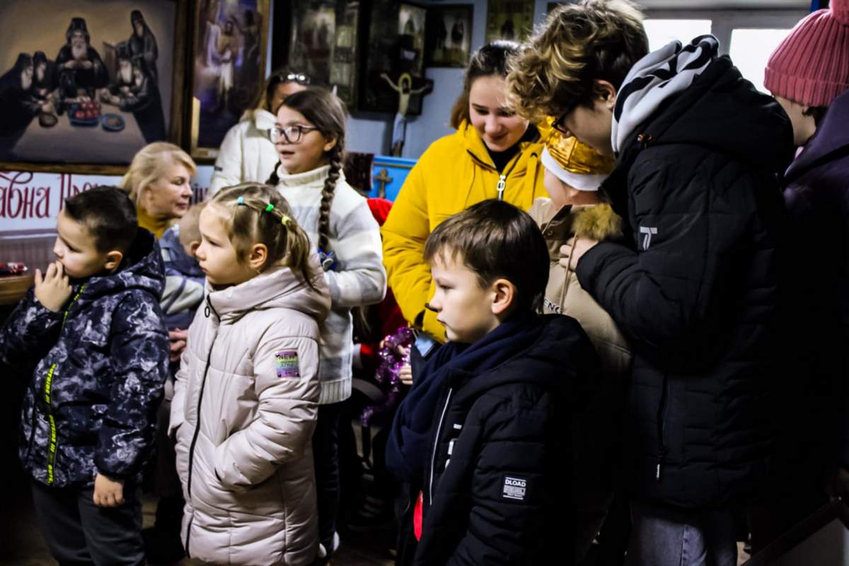 У Нікополі відбулося свято Миколая Чудотворця для вихованців недільної школи храму Петра Калнишевського (фото, відео) 19