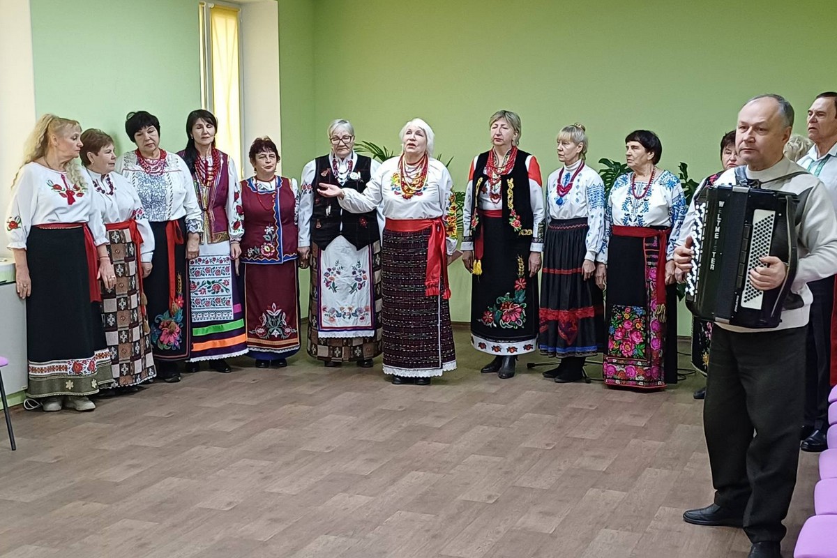 до дня ЗСУ у Нікополі відбувся концерт гурту