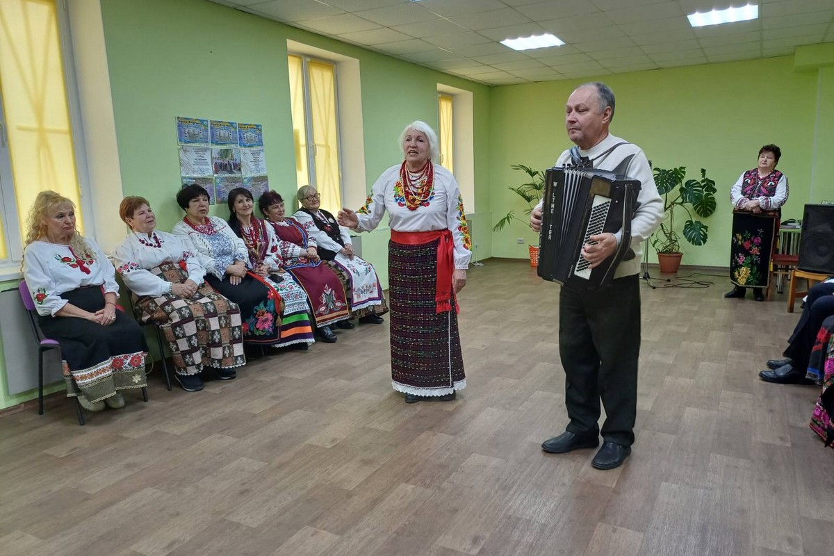 до дня ЗСУ у Нікополі відбувся концерт гурту 4