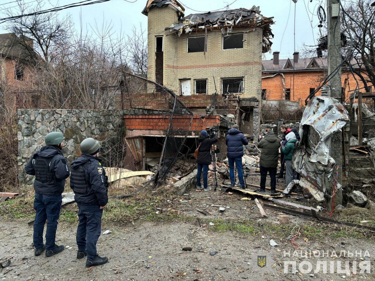 Ракетний удар по Дніпровському району 11 грудня: які наслідки