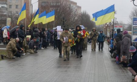 Прагнув, щоб його рідна земля була вільною: Покров сьогодні попрощався з полеглим Героєм (фото)