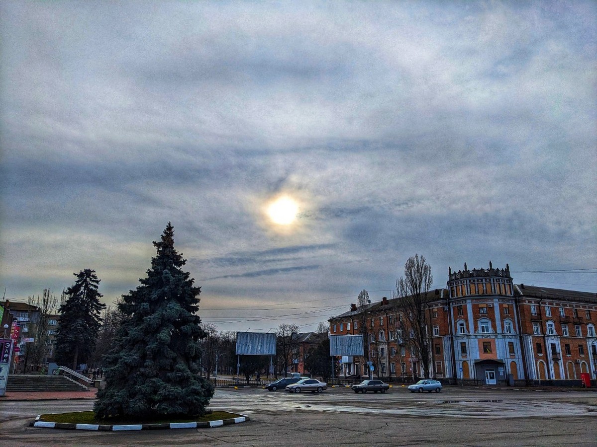 Про Нікополь: зібрали вірші, присвячені місту у 2024 році, під час війни 1 про Нікополь 3