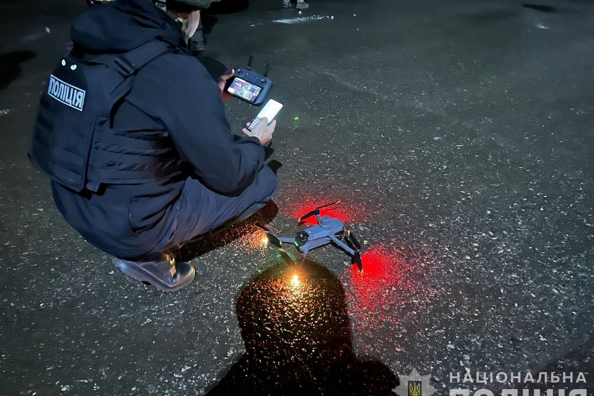 Отримали 10 заяв від постраждалих: про наслідки удару по Кривому Рогу 6 грудня розповіли у поліції 1 про наслідки удару по Кривому Рогу 6 грудня розповіли у поліції