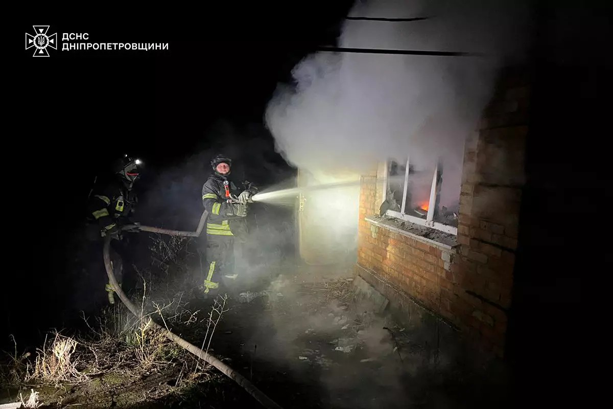 Смертельна пожежа на Нікопольщині: виявили тіло чоловіка у будинку