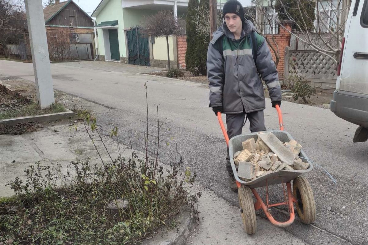 «Це принципове питання, Нікополь має бути чистим»: мер прокоментував роботу комунальників цього тижня (фото)