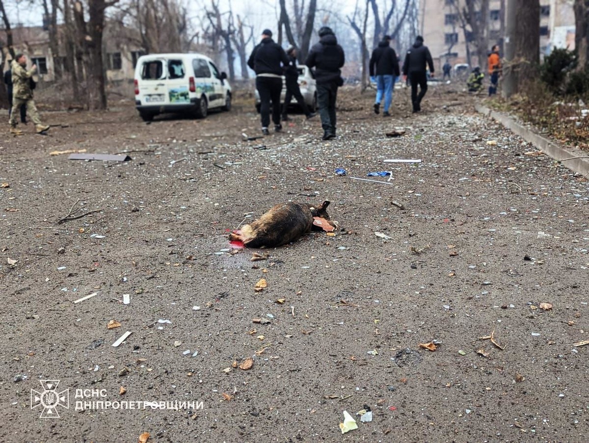 Наслідки удару по Кривому Рогу: фото