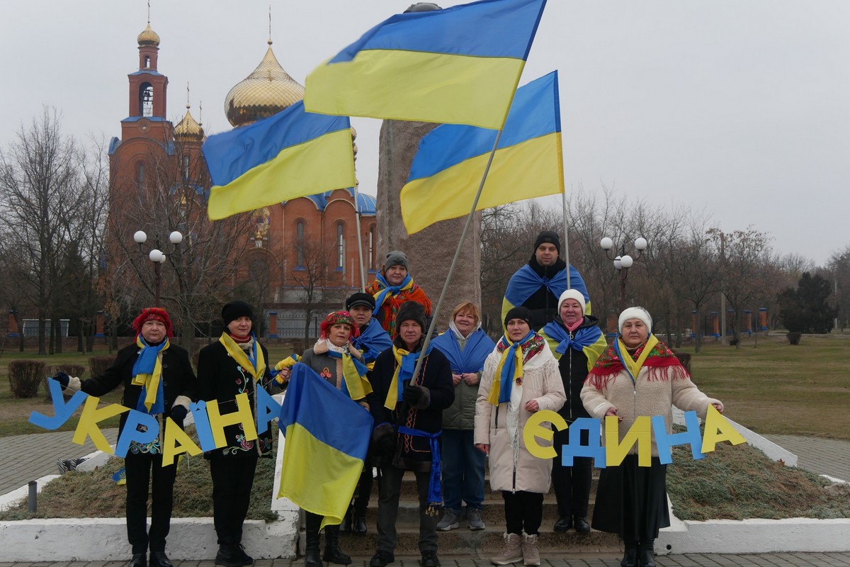 У Покрові сьогодні провели заходи до дня Соборності України